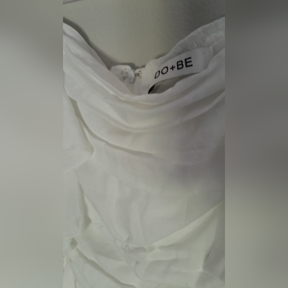 White Ruffled Mini Skirt - Picture 2 of 3